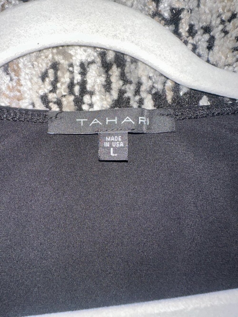 TAHARI DRESS - Picture 3 of 3